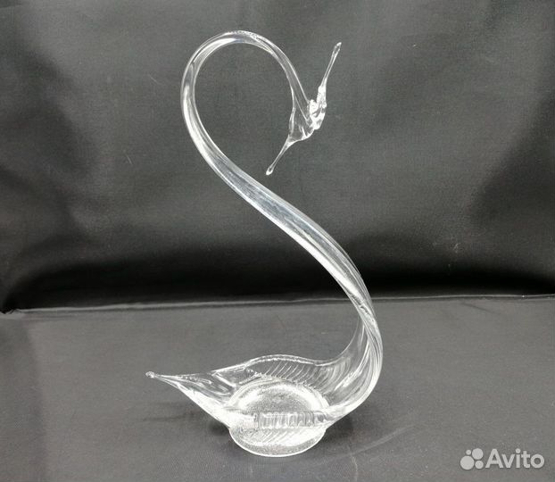 Статуэтка икорница Лебедь 22 см гутное стекло