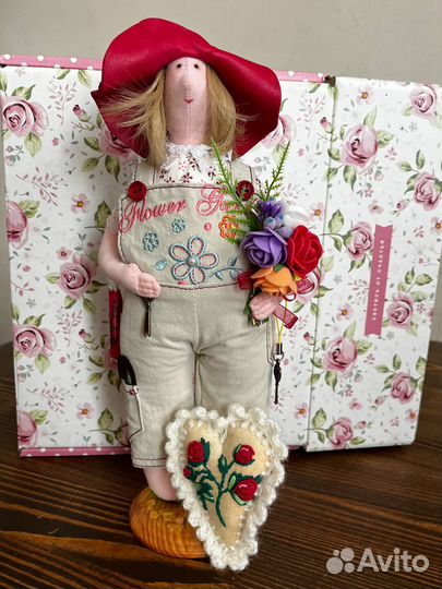 Текстильная кукла тильда