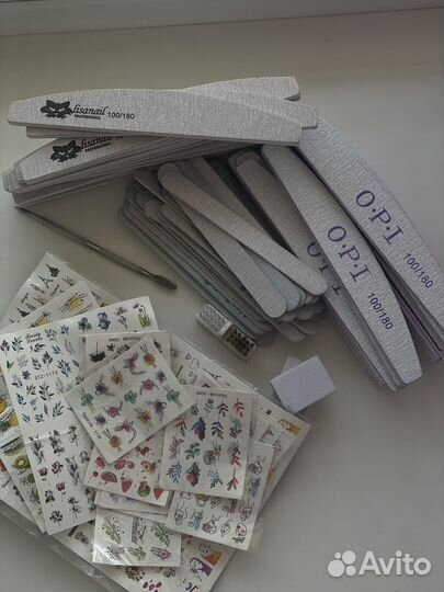 Материалы для маникюра