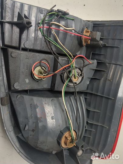 Фонарь (задний) Mazda Demio, 2002