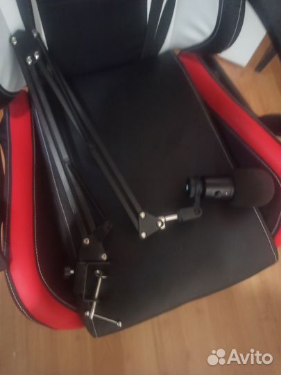 Студийный микрофон