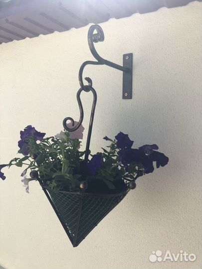 Продам вазоны, кашпо