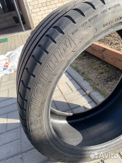 Michelin Alpin 5 265/40 R21 30M