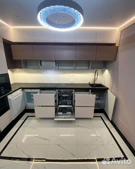 Кухня Собственное производство