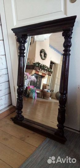 Зеркало старинное в раме