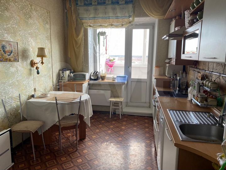 3-к. квартира, 73 м², 8/9 эт.