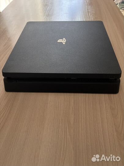 Игровая приставка ps4 slim 1tb