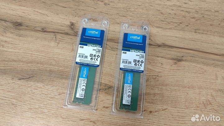 Оперативная память Crucial CT8G4DFS8266 DDR4 16 Гб