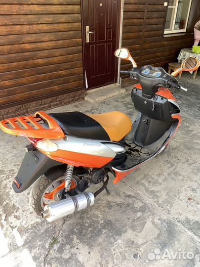 Скутер Eurotex Steed