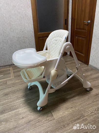 Детский стульчик для кормления