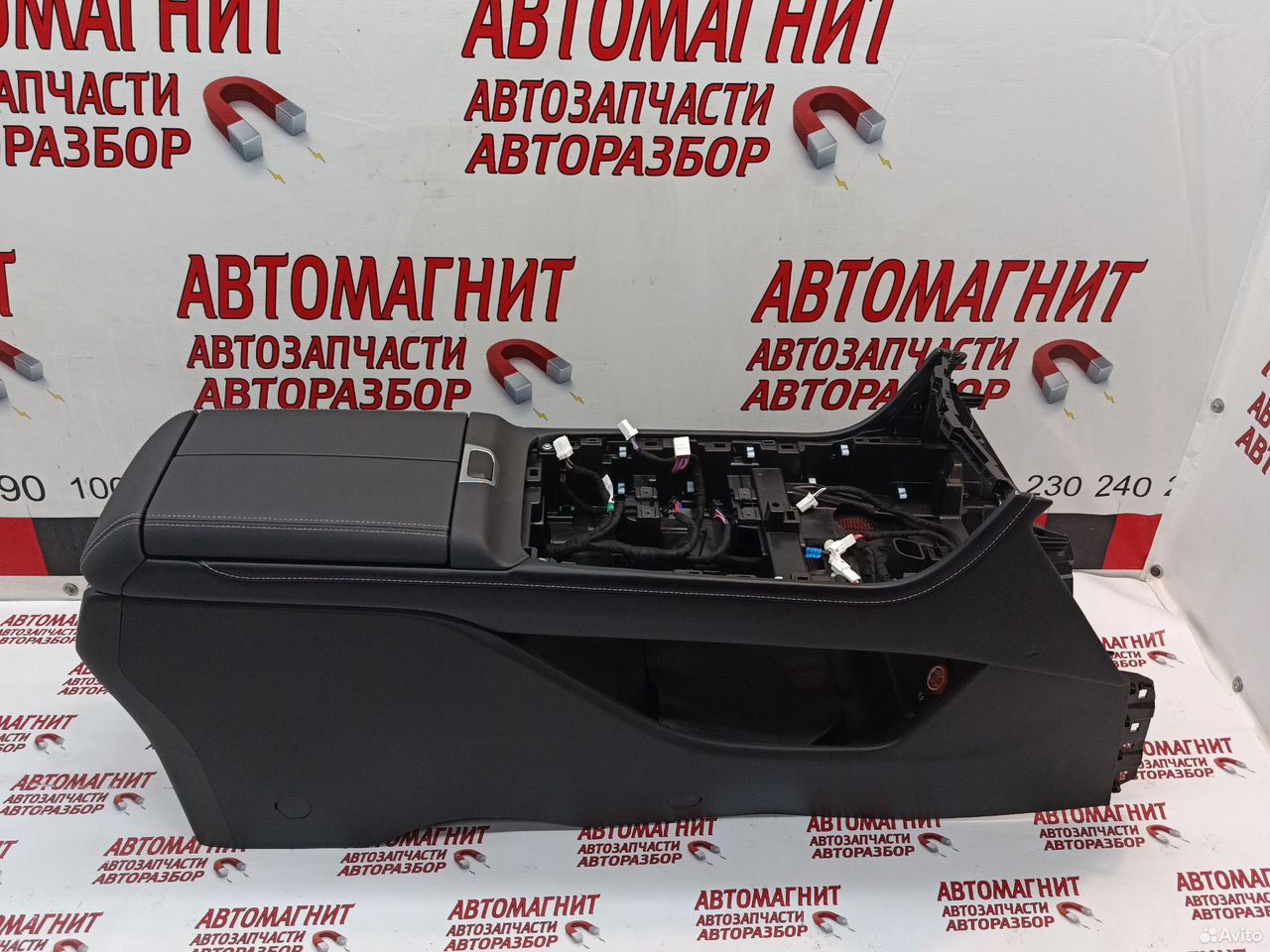 Подлокотник центральная консоль Gac Gs8