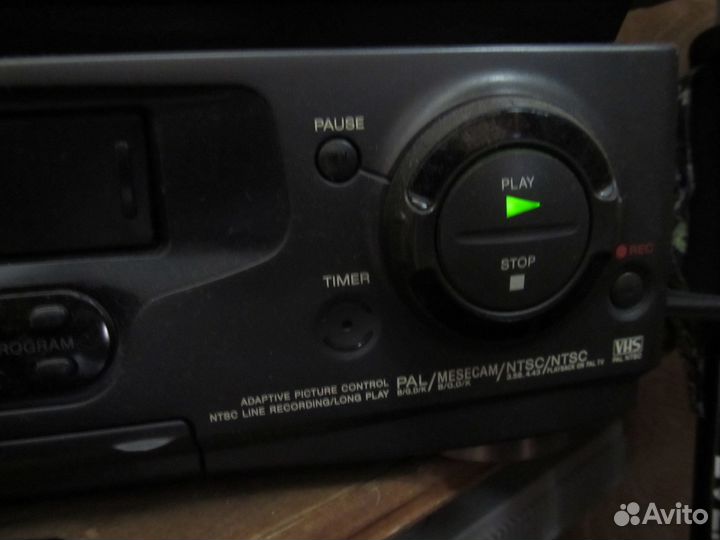 Видеомагнитофон