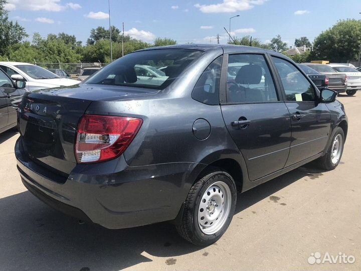 LADA Granta 1.6 МТ, 2025
