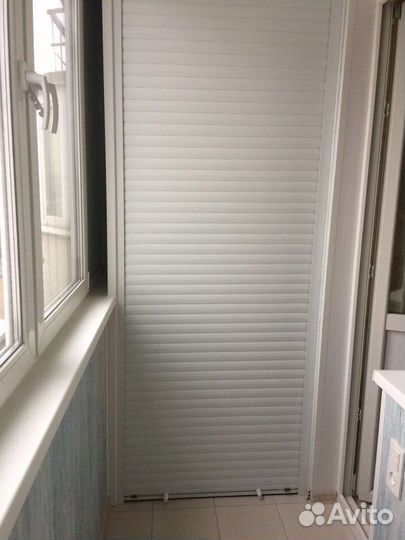 Шкаф с рольставнями на балкон по вашему эскизу