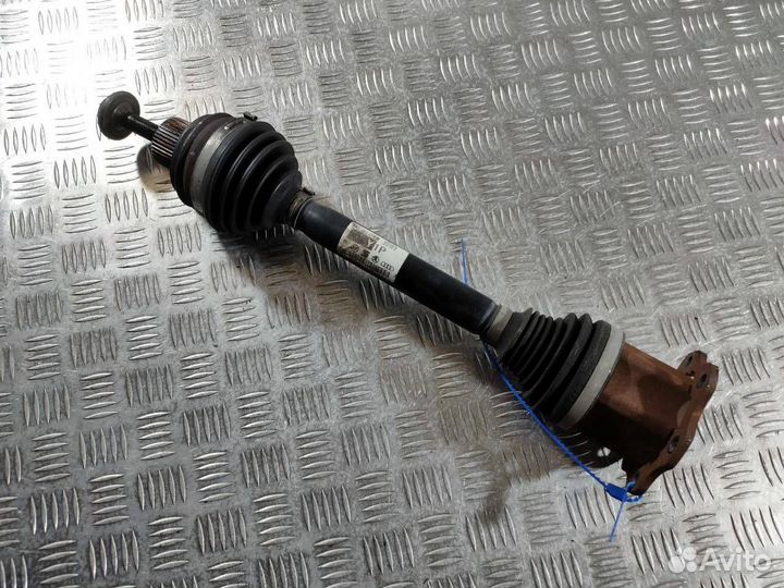 Полуось передняя Audi A5 8T 2010 8K0407271P