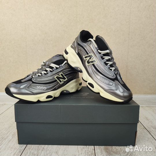 Кроссовки New Balance 1000 Silver Metallic