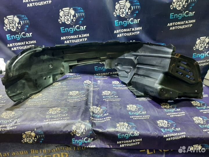 Подкрылок передний правый Toyota Celsior UCF21 48