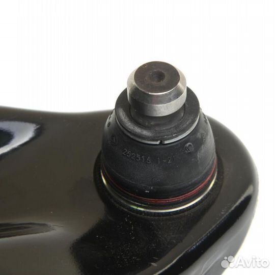 Рычаг подвески лада Largus renault Logan (04) пере