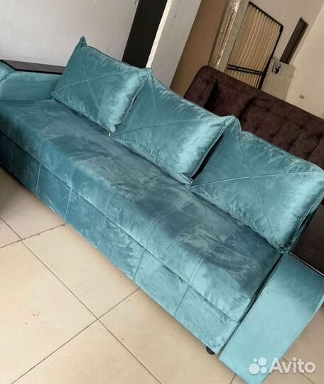 Прямой диван в наличии