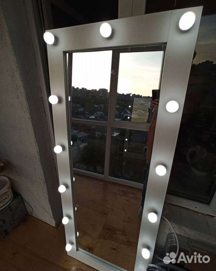 Ростовое гримерное зеркало
