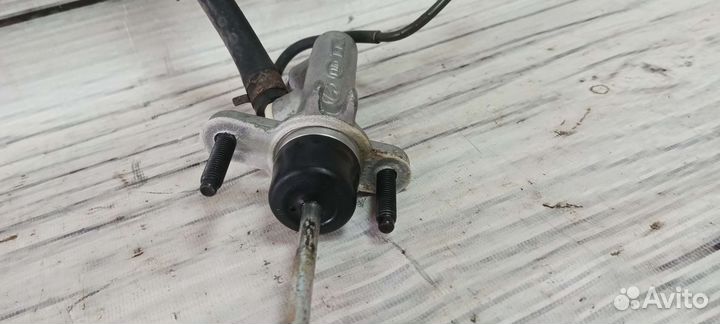 Главный цилиндр сцепления Kia Rio 2 JB