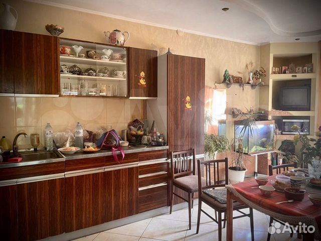 Дом 250 м² на участке 9 сот