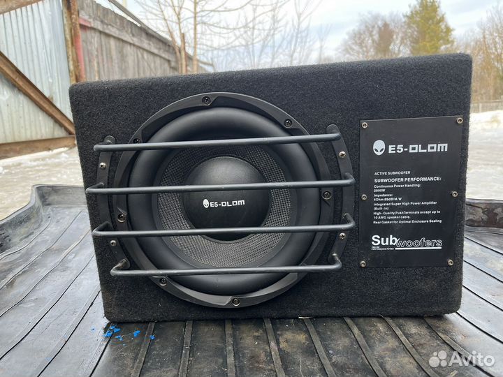 Активный сабвуфер