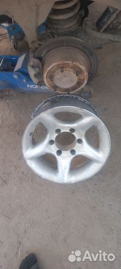 Литье диски r15 6 139.7