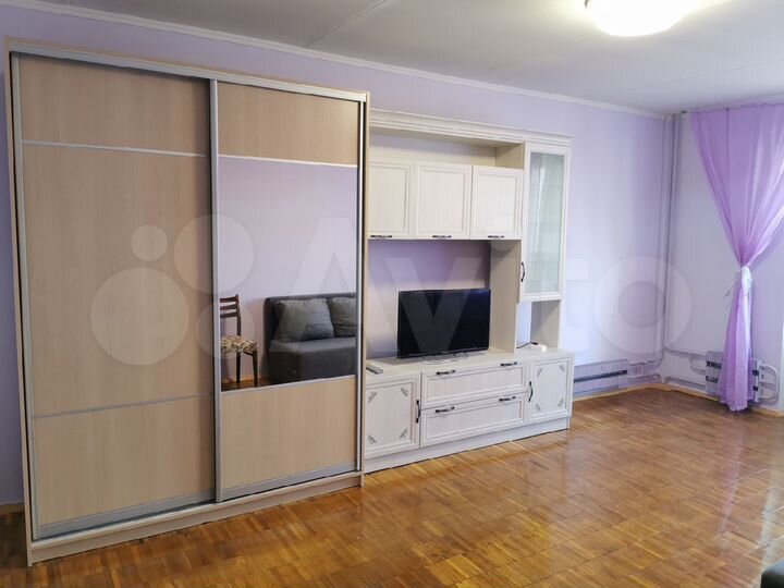 2-к. квартира, 50 м², 8/12 эт.