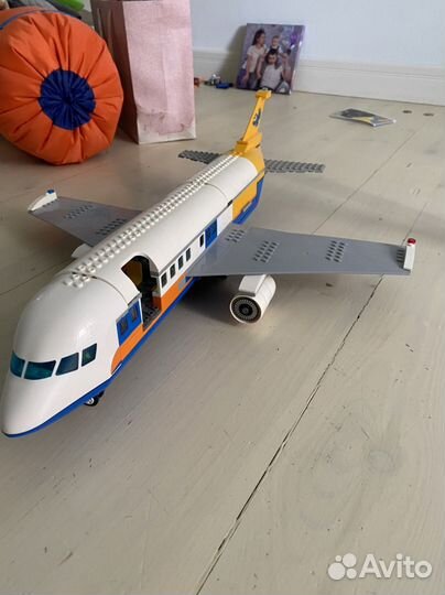 Самолет Lego