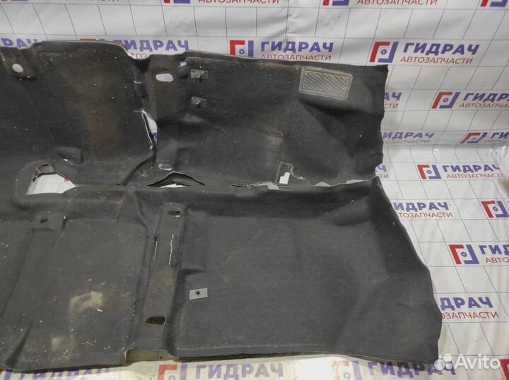 Покрытие напольное Hyundai ix 35. Дефект