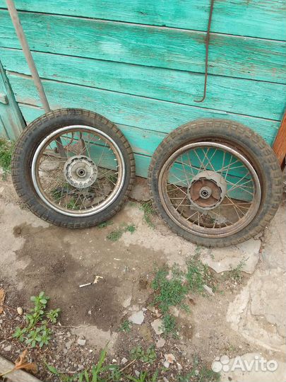 Б/у колеса от мотоцикла 