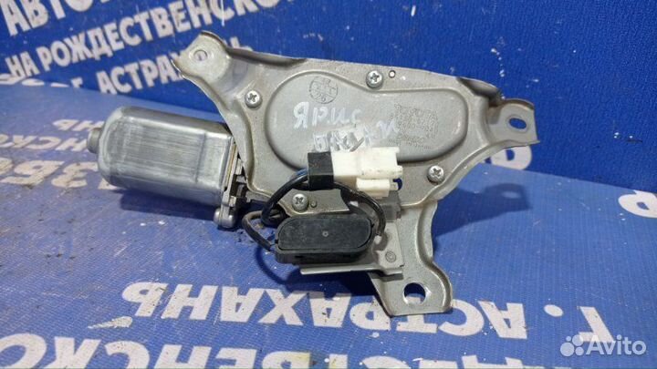 Моторчик заднего дворника Toyota Yaris хэтчбек 2NZ