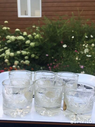 Хрустальные рюмки