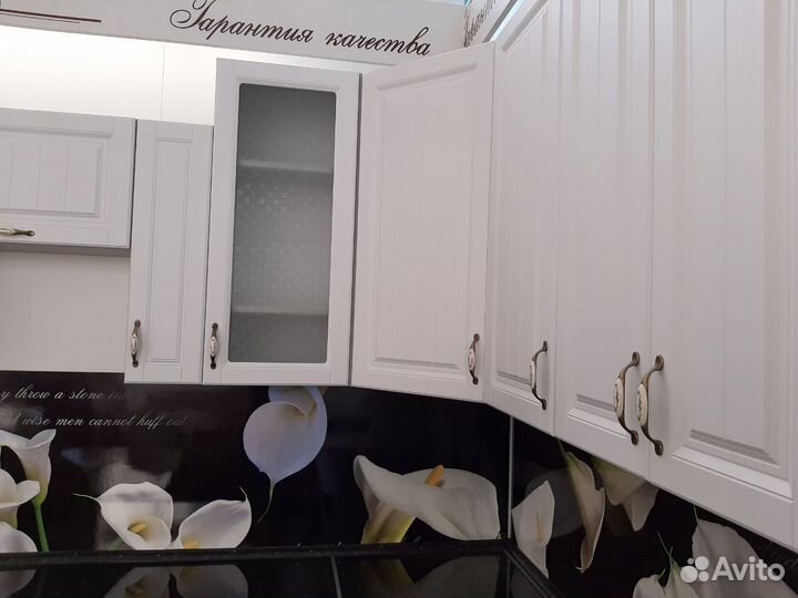 Кухонный гарнитур угловой