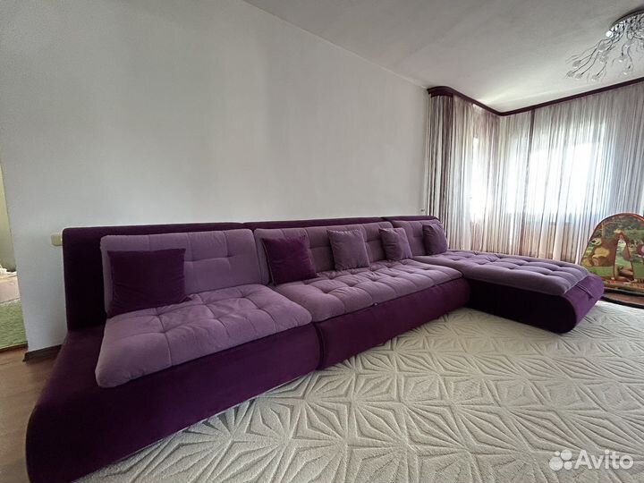 Большой угловой диван бу