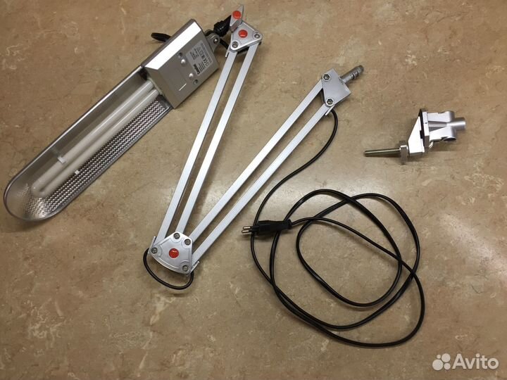 Лампа настольная Camelion