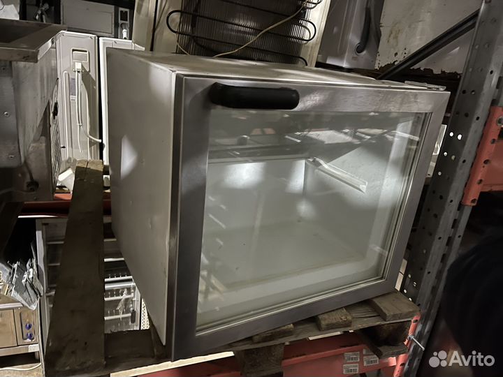 Шкаф холодильный барный Slovakia Cv 65.0