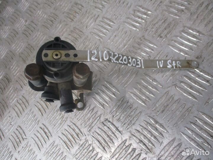 Кран уровня пола Iveco K000264