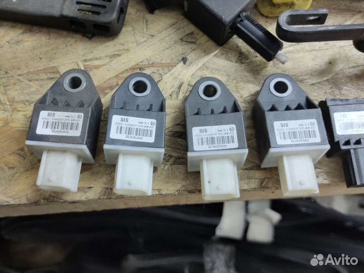 Датчик удара бок перед Kia Cerato 3 2012-2018