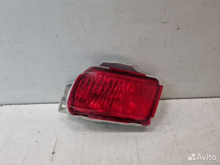 Фонарь противотуманный задний левый Toyota Land