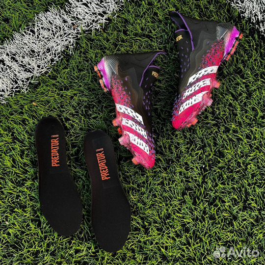 Бутсы детские Adidas Predator Freak+ FG