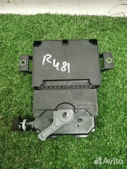 Блок управления стояночным тормозом Mazda 3 BM 2.0