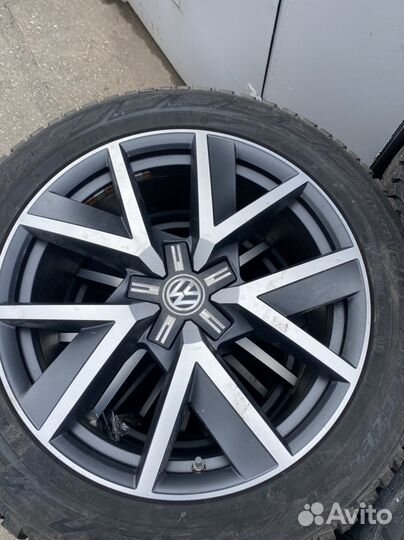Колеса зимние Volkswagen Touareg r20