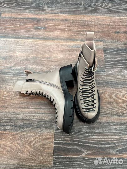 Ботинки женские