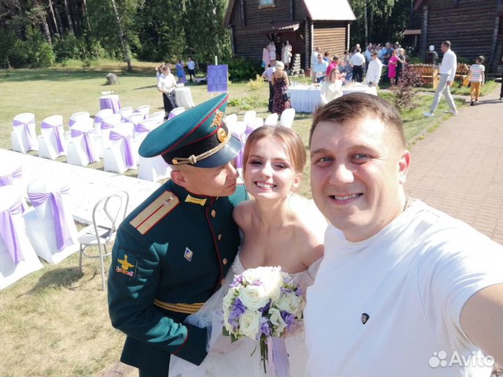 Ведущий праздников