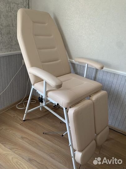 Педикюрное кресло