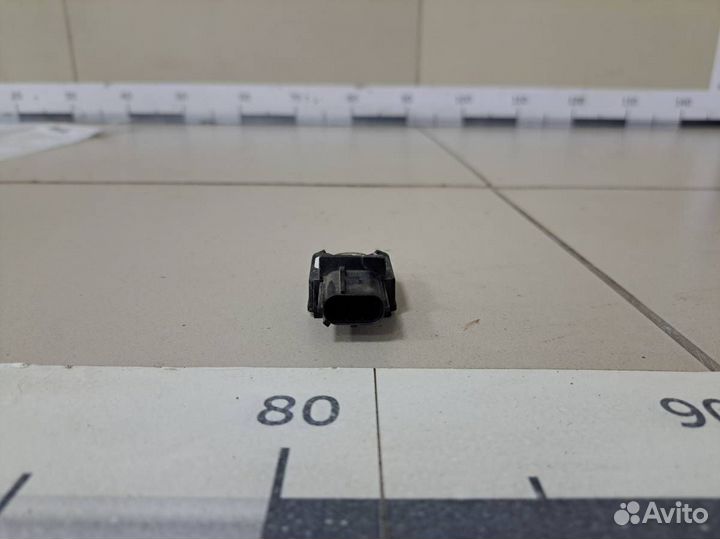 Б/У Датчик AIR BAG 8983102060 toyota