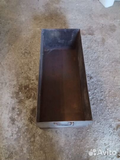 Ящик металлический