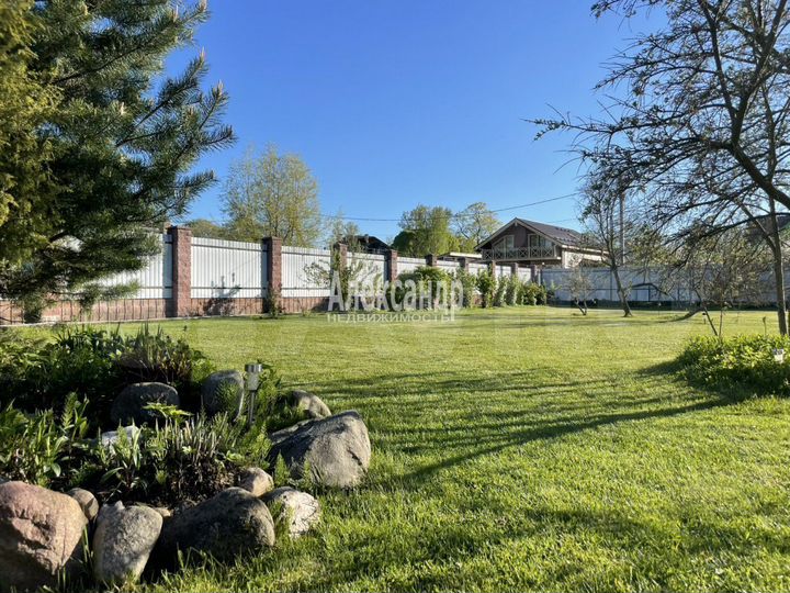 Дом 140 м² на участке 14 сот.